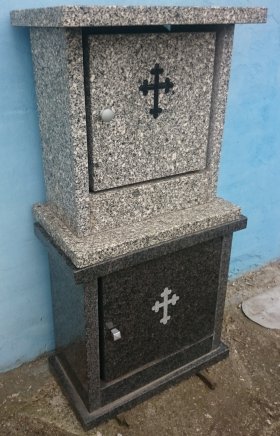 Granitni fenjeri